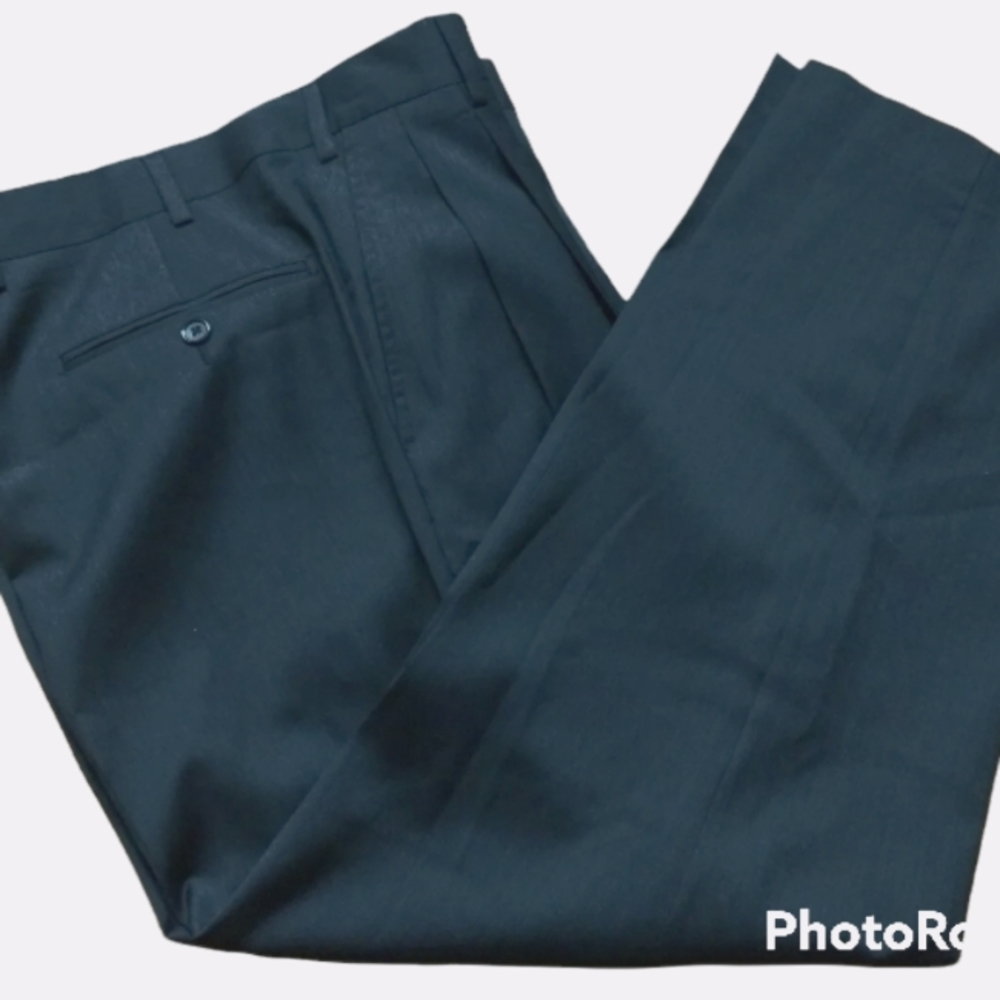 Woolmark pleated cuffed trouser size 48/43 🌟
